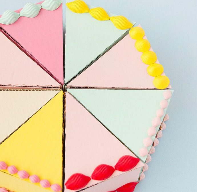 cake slice favours